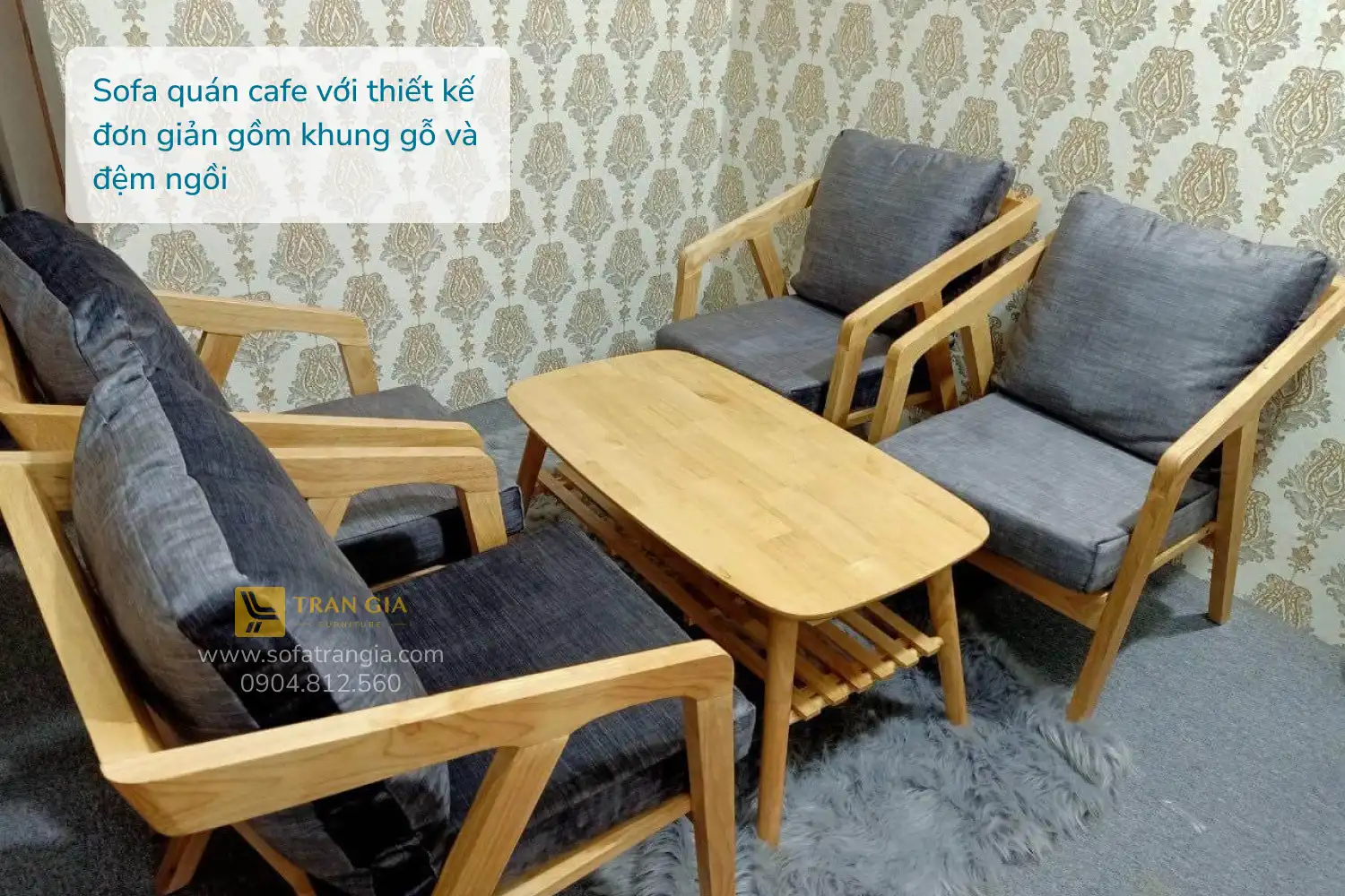 Sofa quán cafe với thiết kế đơn giản gồm khung gỗ và đệm ngồi